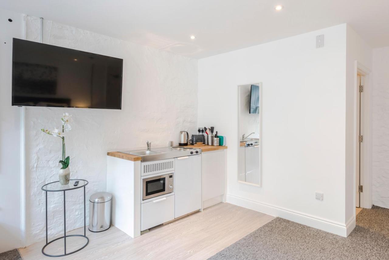 Appartamento 4 Berkeley Square I Your